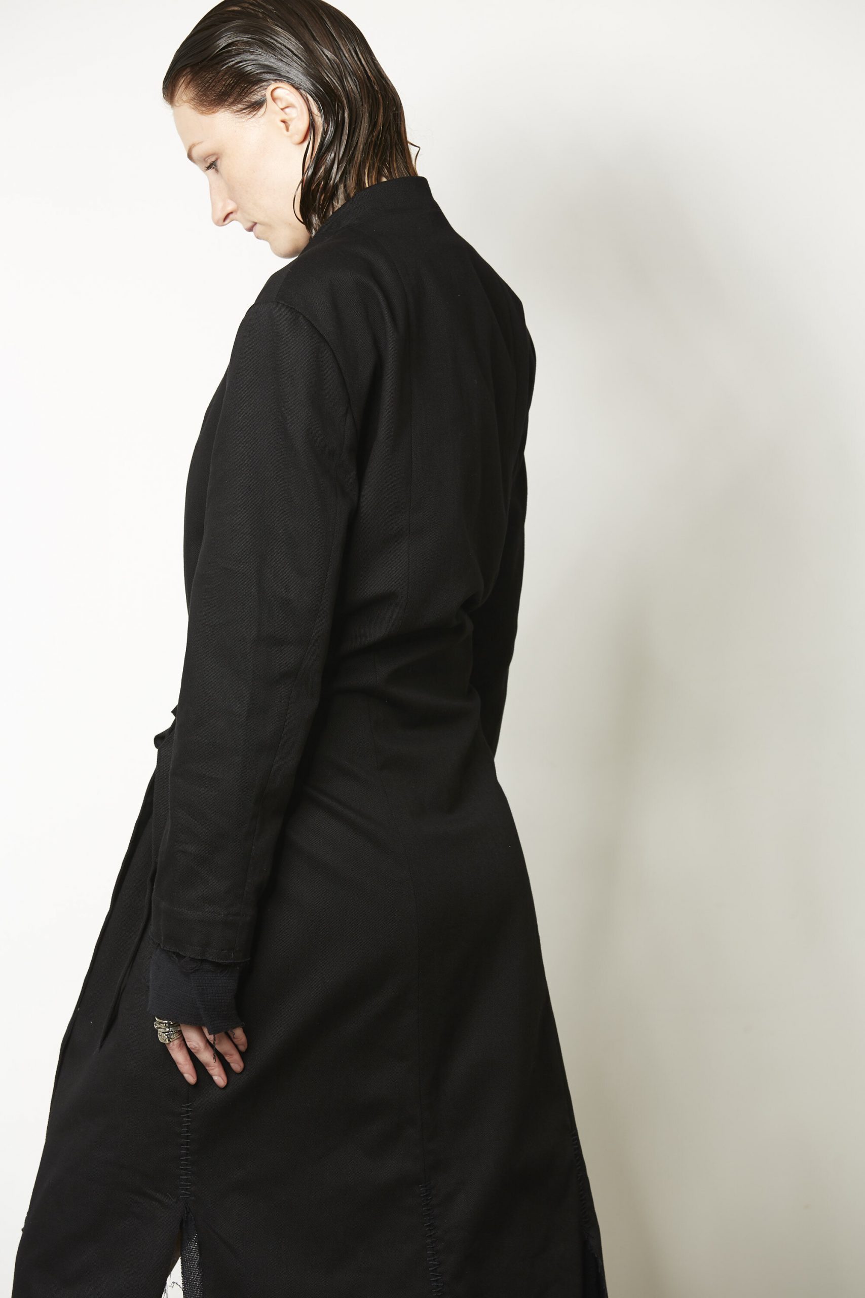 LLSS19M-CO02-C_SPLITTrenchCoatWOMEN_12-scaled-1.jpg