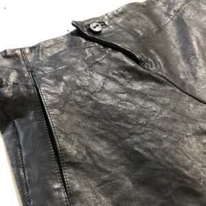 LLSS19M-SHS04-Snap-Leather-Shorts-Black-03.jpeg