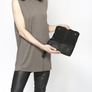 LLX15_TWO_PIECE_STICH_CLUTCH_08-scaled-1.jpg
