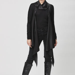collar_vest_scarf_emberes_line_tee_skinny_jeans_30437.jpg