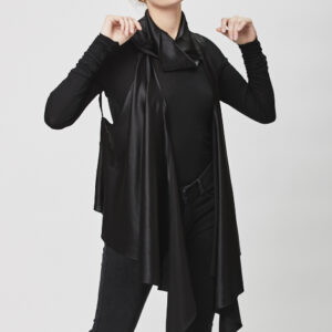 collar_vest_scarf_emberes_line_tee_skinny_jeans_30442.jpg