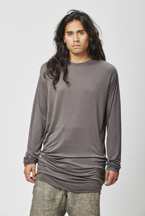 gusset_hood_leather_jeacket_long_sleeved_ennom_tee_knik_knee_shorts_toh_legwarmer_22729.jpg