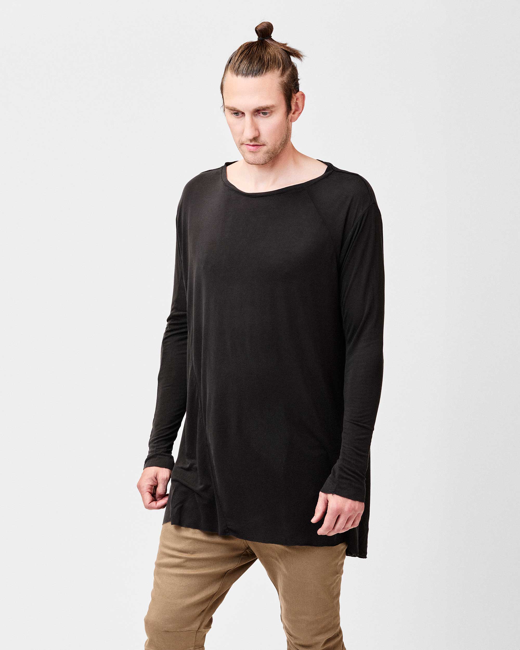 A0105M_DIU_BLACK_005