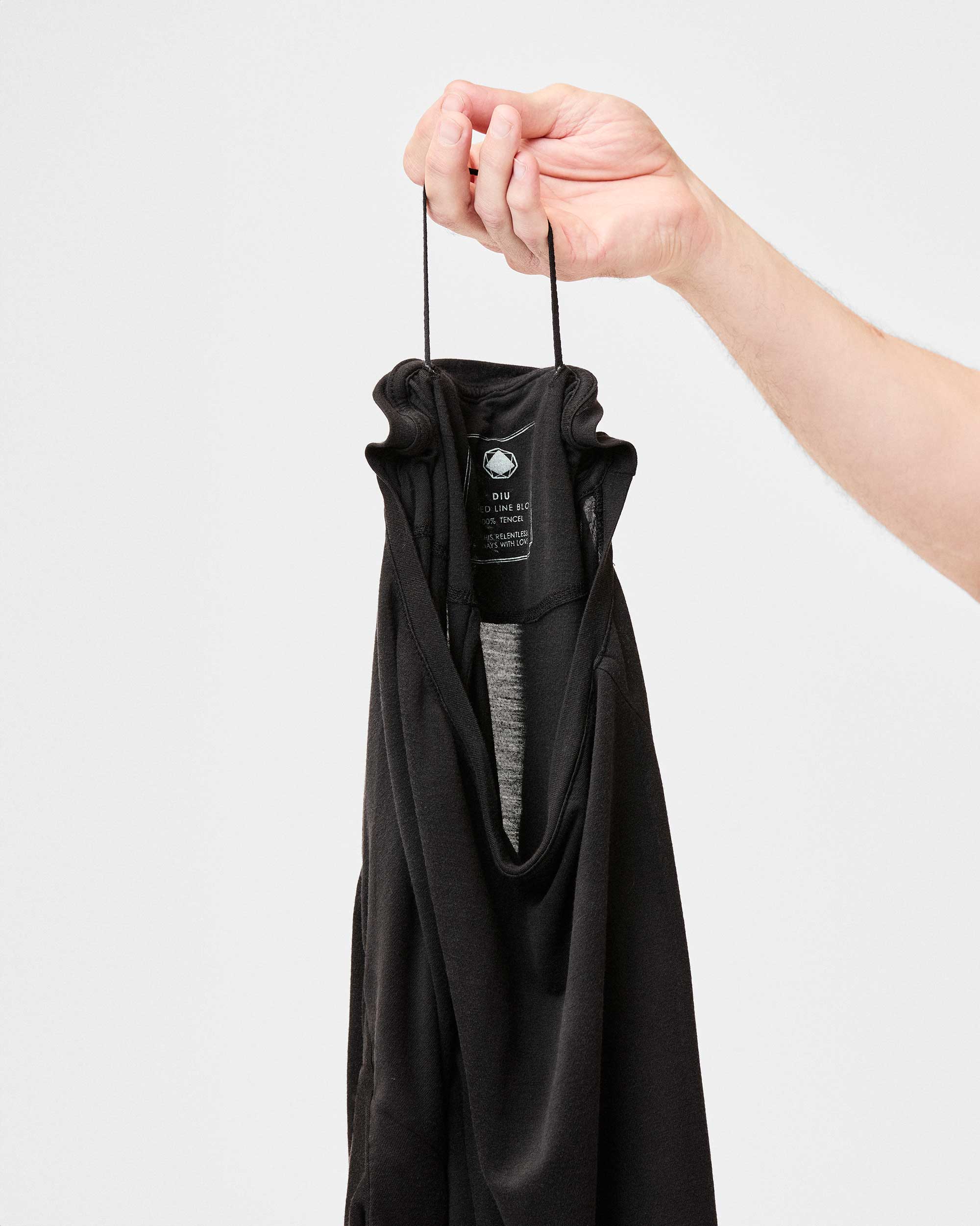 A0105M_DIU_BLACK_009