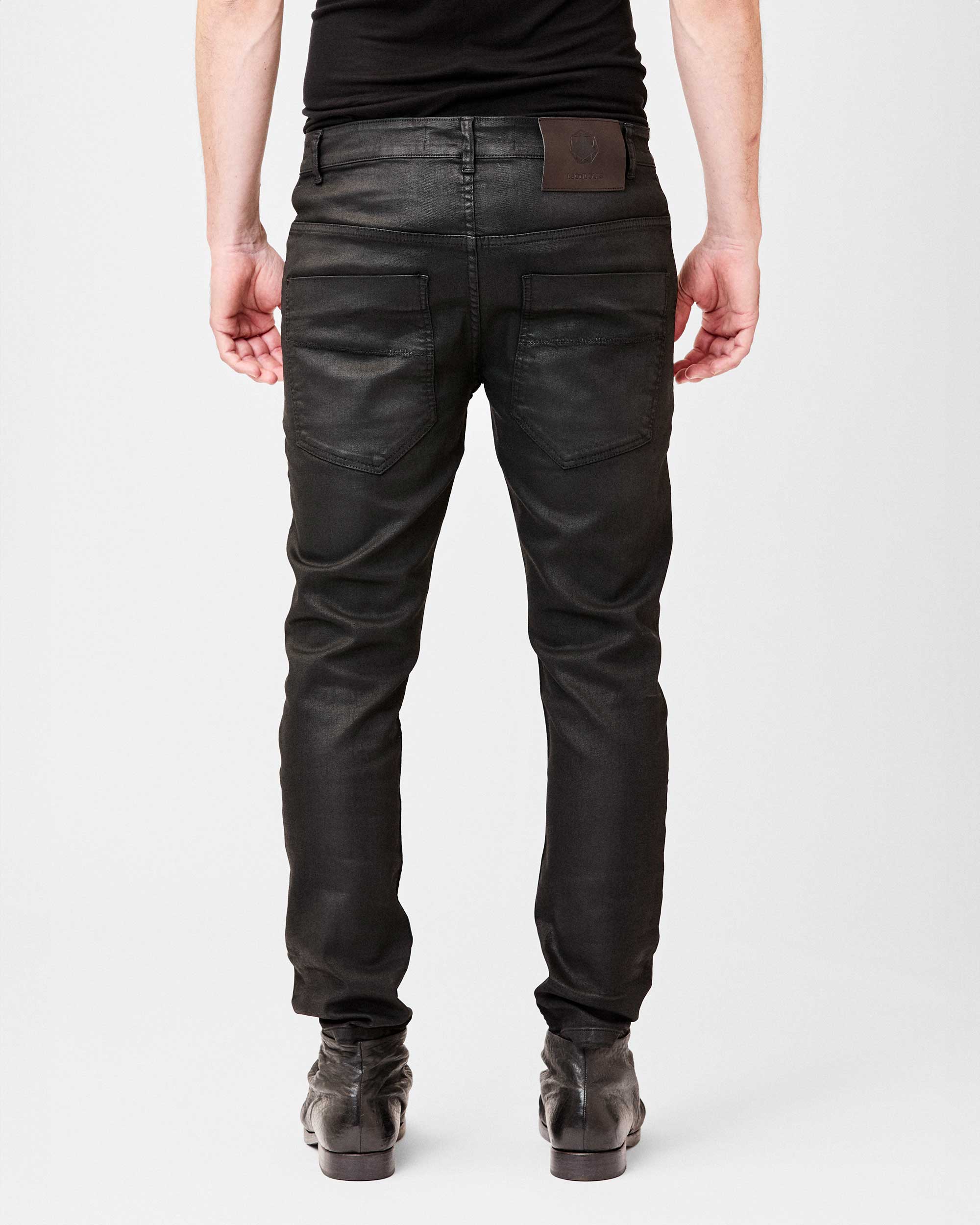 A0903MW_CAPE_BLACK_003