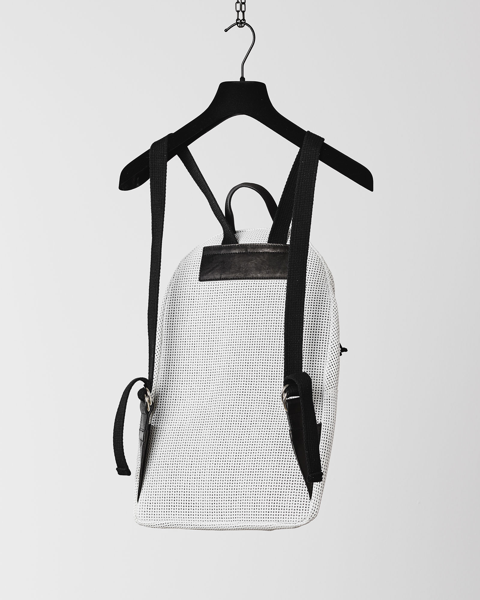 B.12.05.M_DOUBLE-ZIP-BACK-PACK_-mesh_44369